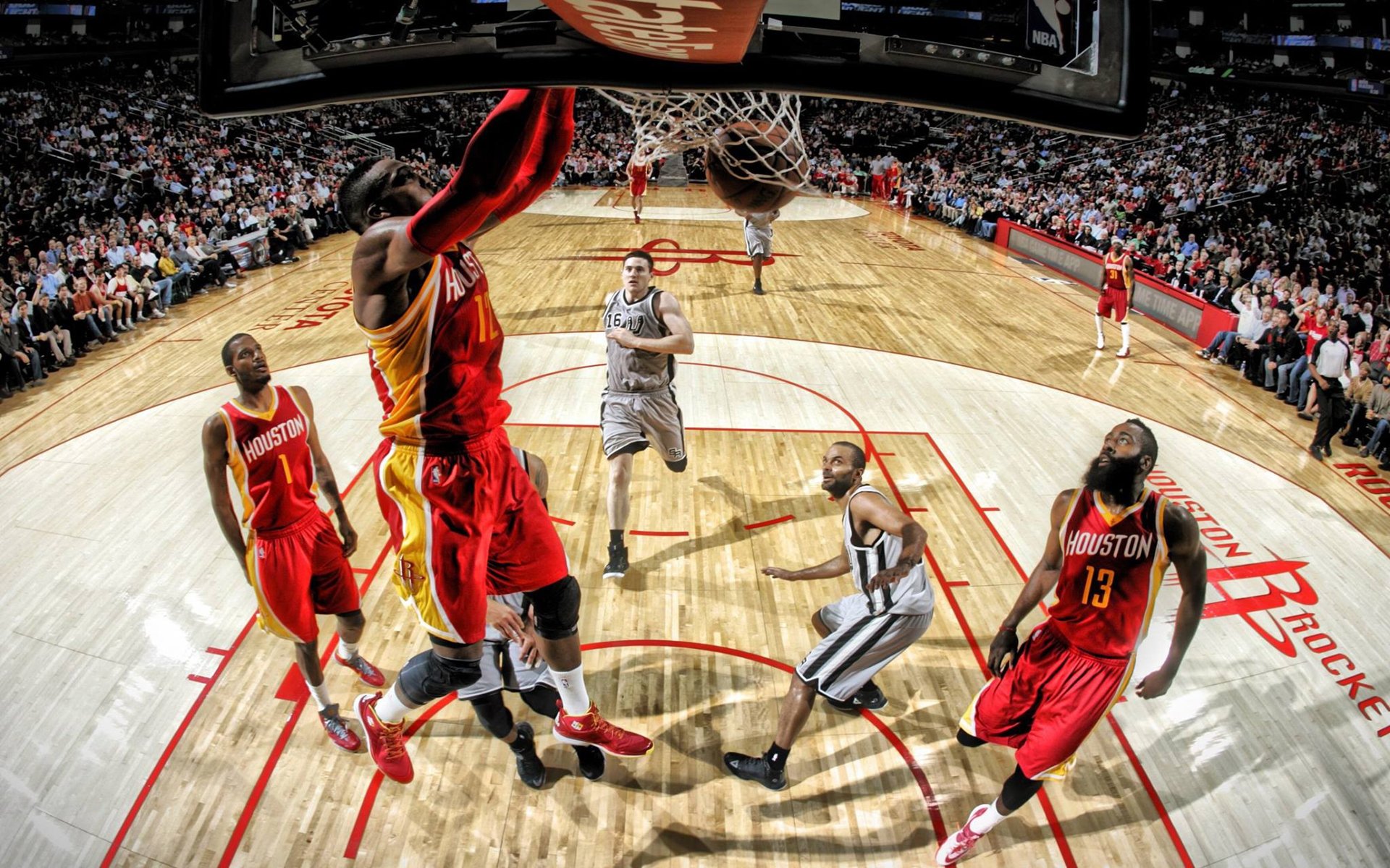 世界杯体育广告运营-风云突变!瓦伦西亚备战NBA总决赛,亚特兰大赛前遭质疑,队长赛后鼓劲